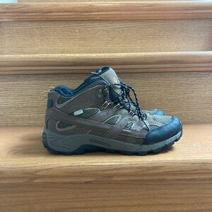 Merrell Kids Moab Speed Mid 2 A/C Brown and Black Waterproof Trail Hiking Boot